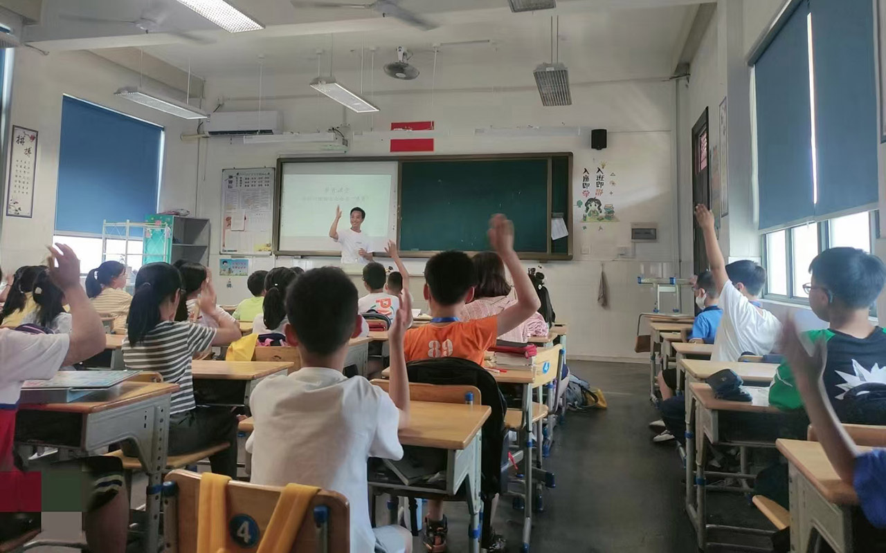 兴隆台冯家小学